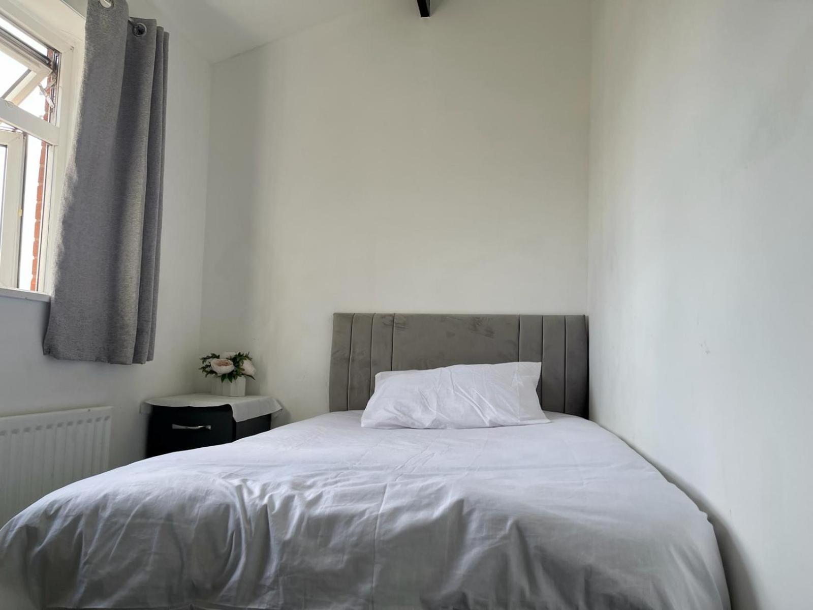 Homestays-Close To Coventry City And University I Free Parking I Wi-Fi Kültér fotó
