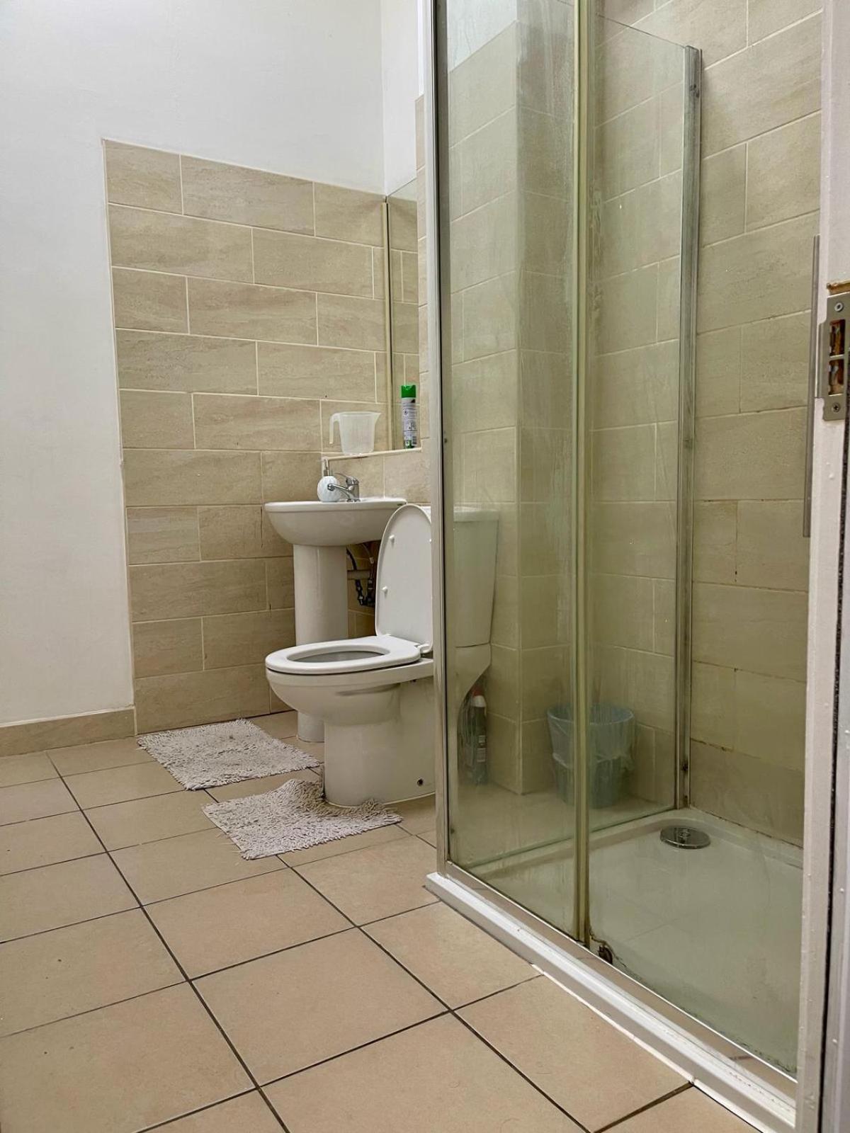 Homestays-Close To Coventry City And University I Free Parking I Wi-Fi Kültér fotó