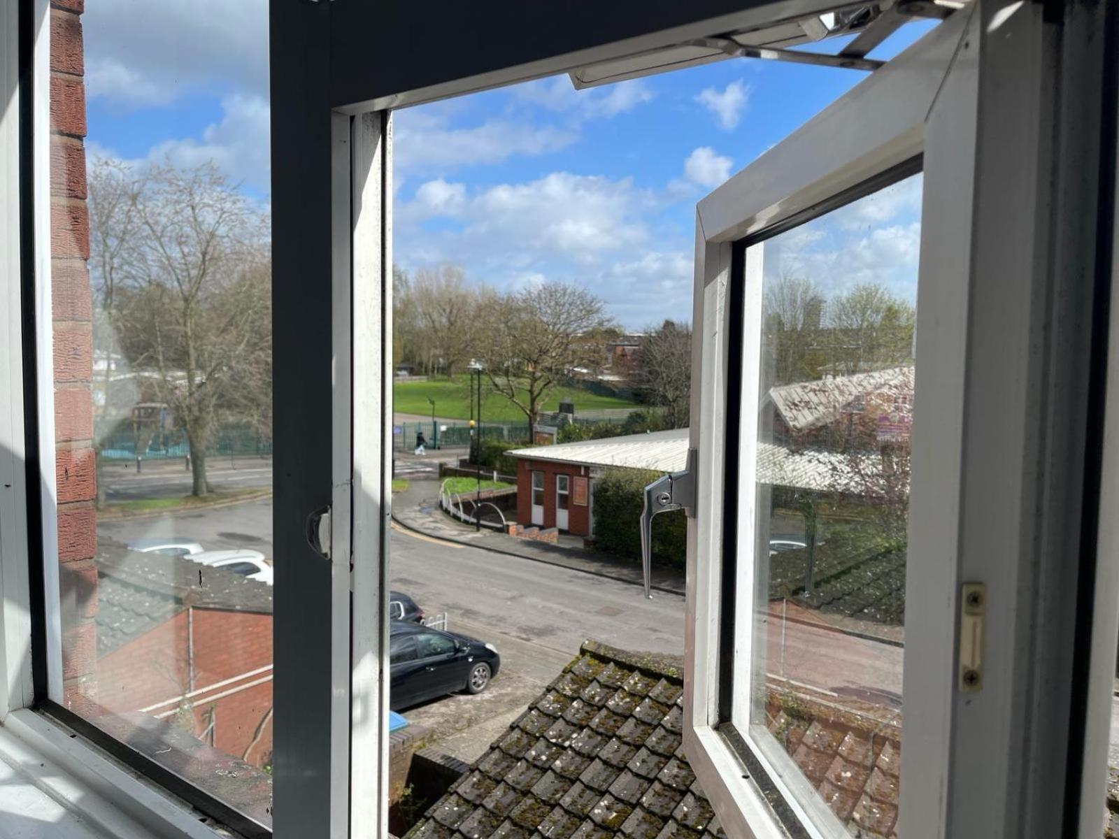 Homestays-Close To Coventry City And University I Free Parking I Wi-Fi Kültér fotó