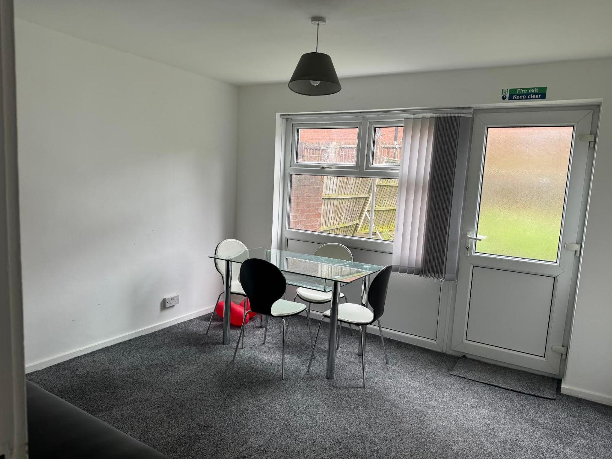 Homestays-Close To Coventry City And University I Free Parking I Wi-Fi Kültér fotó