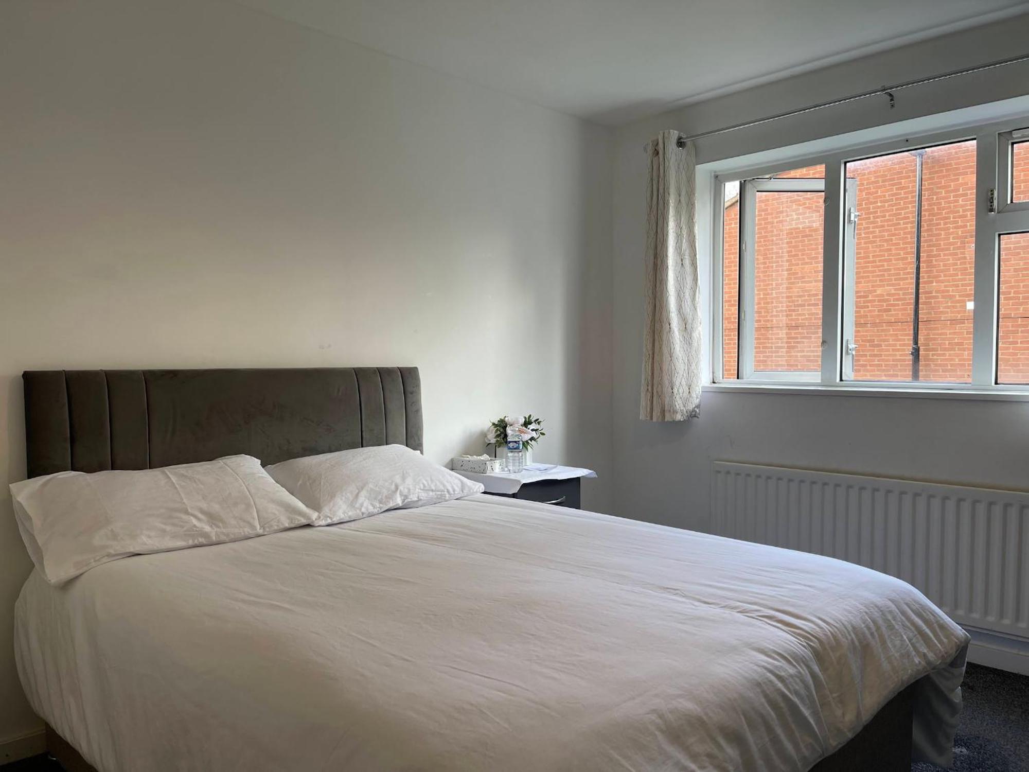 Homestays-Close To Coventry City And University I Free Parking I Wi-Fi Kültér fotó